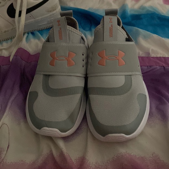 under armour sneakers - Picture 1 of 1